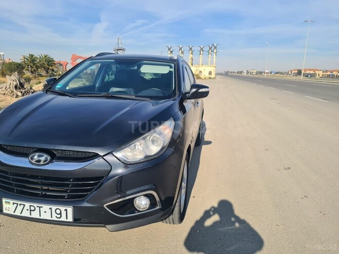 Hyundai ix35 2010, 226,000 km - 2.0 l - Bakı