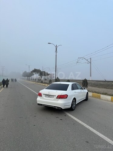 Mercedes E 220 2014, 180,000 km - 2.2 l - Bakı