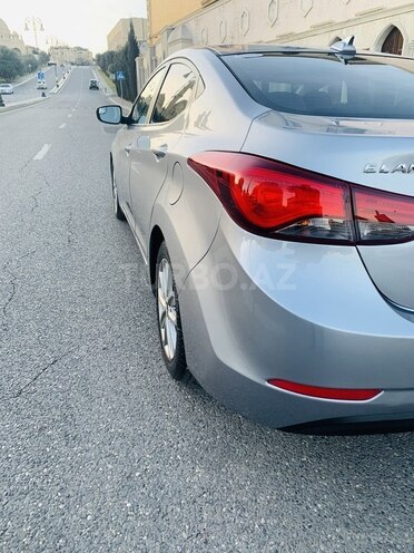 Hyundai Elantra 2015, 111,000 km - 1.8 l - Bakı