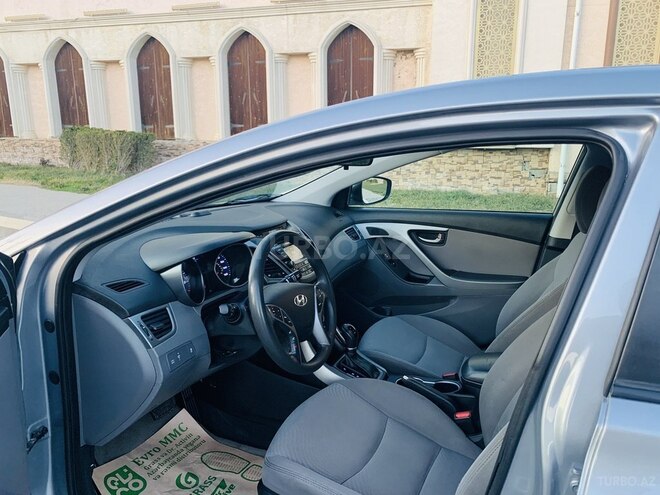 Hyundai Elantra 2015, 111,000 km - 1.8 l - Bakı