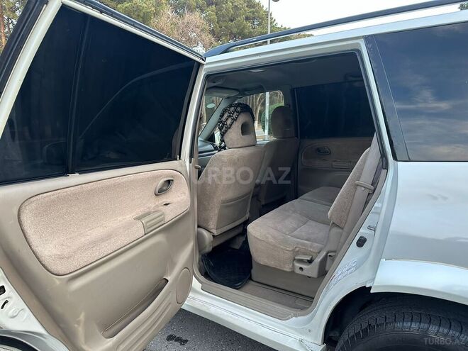 Suzuki Grand Vitara 2003, 297,000 km - 2.7 l - Sumqayıt