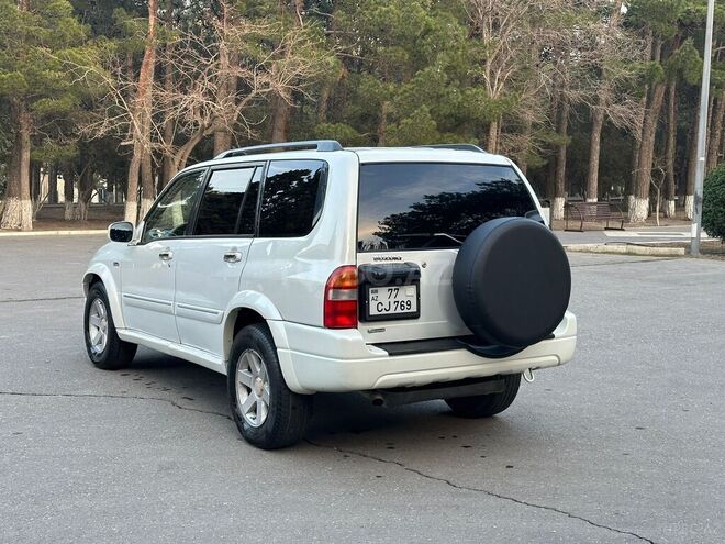 Suzuki Grand Vitara 2003, 297,000 km - 2.7 l - Sumqayıt