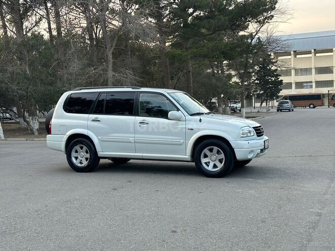 Suzuki Grand Vitara 2003, 297,000 km - 2.7 l - Sumqayıt