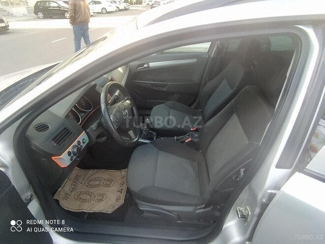 Opel Astra 2006, 250,000 km - 1.4 л - Bakı
