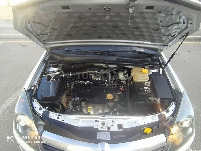 Opel Astra 2006, 250,000 km - 1.4 л - Bakı