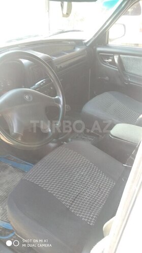 GAZ 31105 2004, 200,000 km - 2.3 л - Sumqayıt