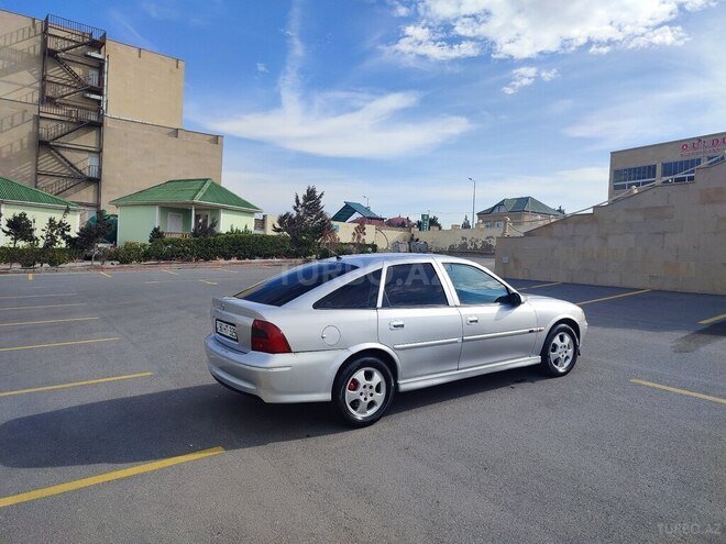 Opel Vectra 1999, 329,717 km - 2.0 l - Bakı