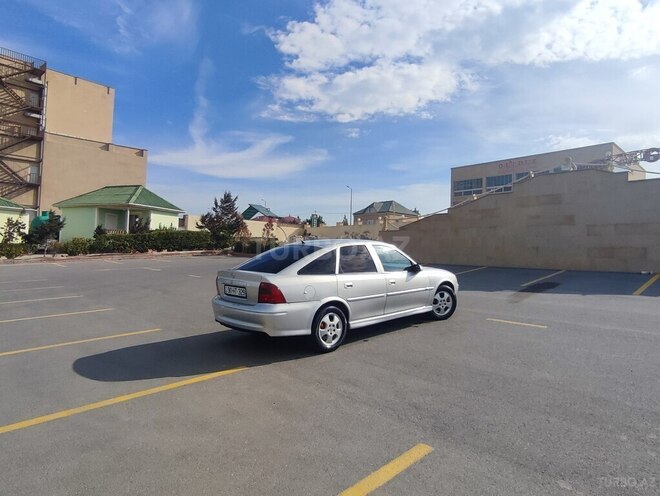 Opel Vectra 1999, 329,717 km - 2.0 l - Bakı