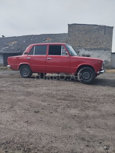 LADA (VAZ) 21011 1974, 99,999 km - 1.5 л - Qax