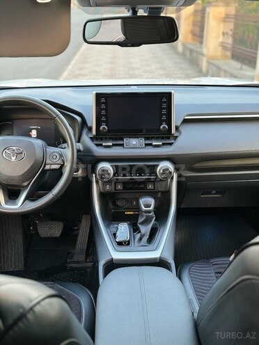Toyota RAV4 2022, 21,600 km - 2.0 l - Bakı