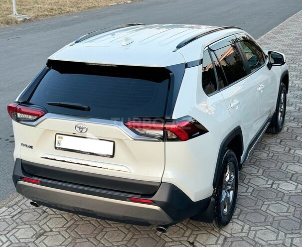 Toyota RAV4 2022, 21,600 km - 2.0 l - Bakı
