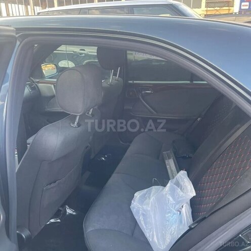 Mercedes E 220 1999, 458,398 km - 2.2 л - Qəbələ