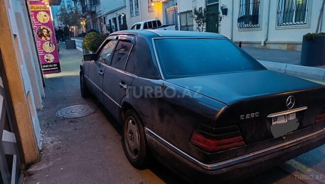 Mercedes E 280 1993, 430,000 km - 2.8 l - Bakı