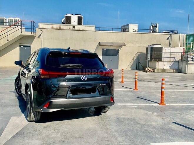 Lexus UX 250h 2021, 7,500 km - 2.0 l - Bakı