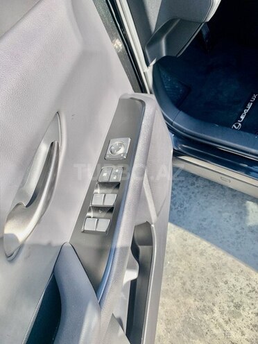 Lexus UX 250h 2021, 7,500 km - 2.0 l - Bakı