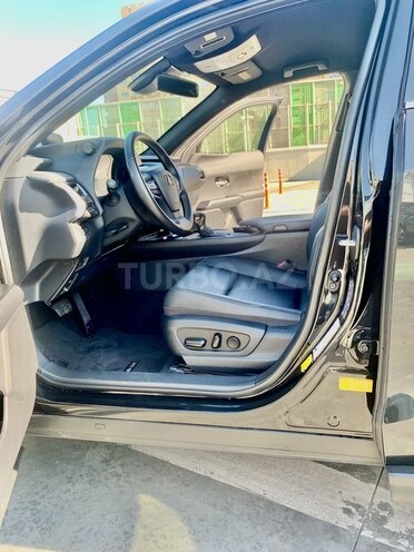 Lexus UX 250h 2021, 7,500 km - 2.0 l - Bakı