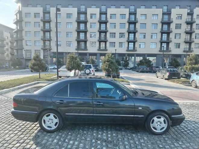 Mercedes E 240 1999, 555,000 km - 2.4 l - Bakı