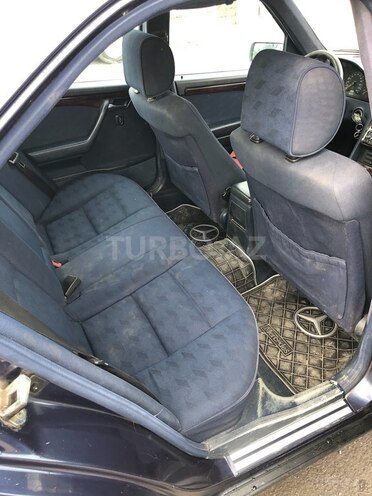 Mercedes C 220 1996, 250,000 km - 2.2 l - Zaqatala