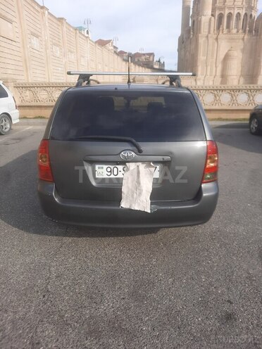 Toyota Corolla 2006, 146,488 km - 1.4 л - Bakı