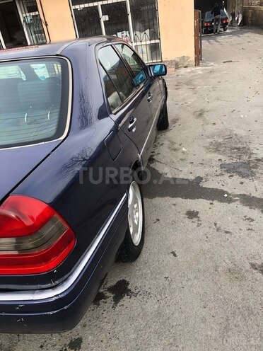 Mercedes C 220 1996, 250,000 km - 2.2 l - Zaqatala
