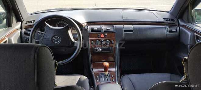 Mercedes E 230 1995, 464,415 km - 2.3 l - Gəncə