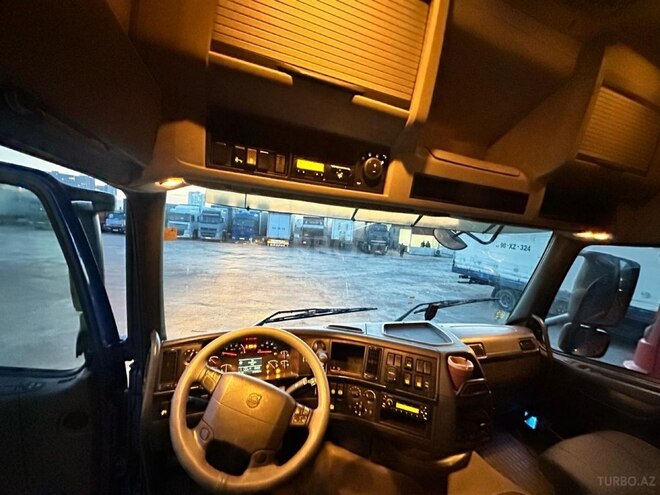 Volvo  2011, 1,200,000 km - 13.0 l - Bakı