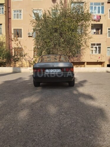 Mercedes 190 1992, 415,000 km - 2.0 l - Sumqayıt