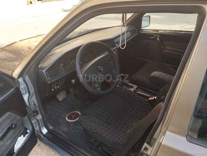 Mercedes 190 1992, 415,000 km - 2.0 l - Sumqayıt