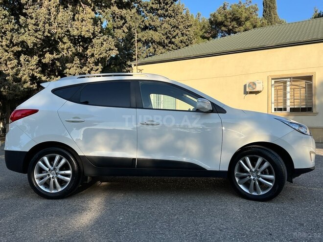 Hyundai ix35 2011, 194,800 km - 2.0 l - Bakı