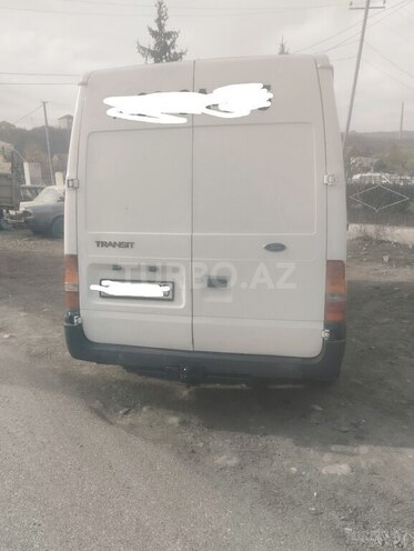 Ford Transit 2000, 245,000 km - 2.4 л - Quba