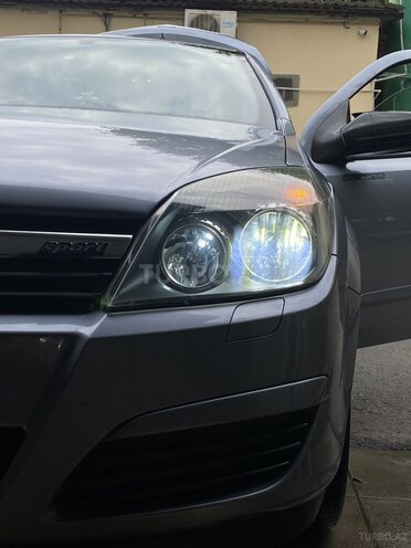 Opel Astra 2006, 250,000 km - 1.4 l - Bakı