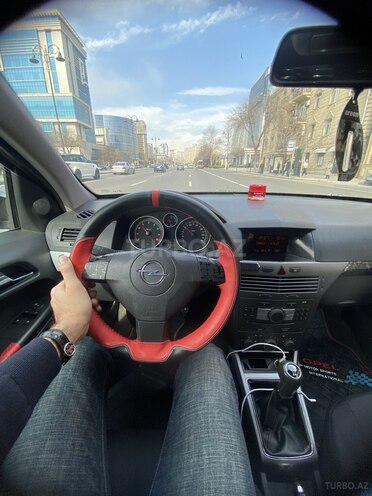 Opel Astra 2006, 250,000 km - 1.4 l - Bakı
