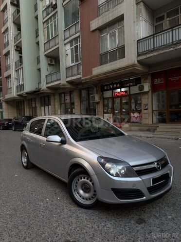 Opel Astra 2006, 224,000 km - 1.4 л - Bakı