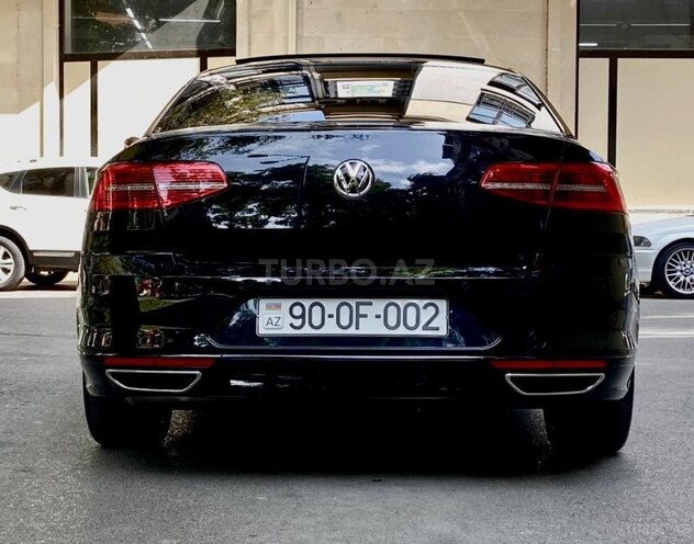 Volkswagen Passat 2018, 60,000 km - 1.8 l - Bakı