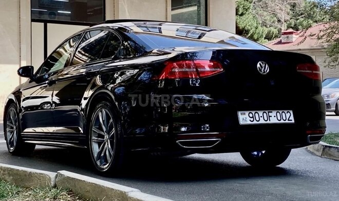 Volkswagen Passat 2018, 60,000 km - 1.8 l - Bakı