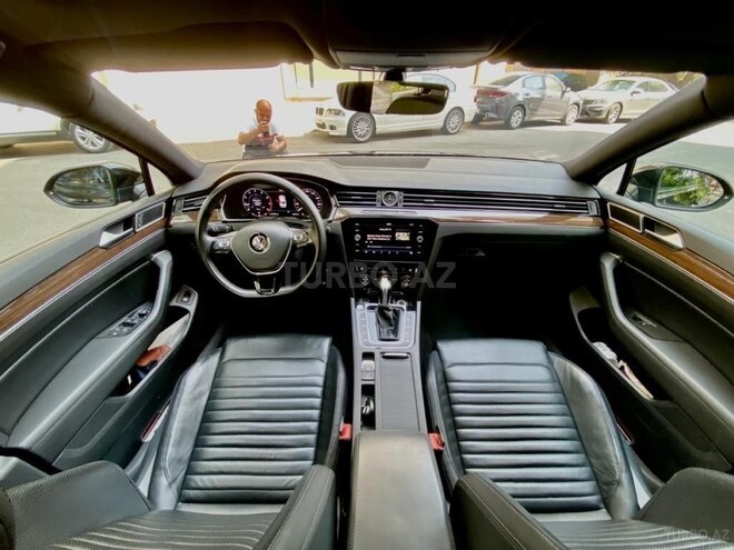 Volkswagen Passat 2018, 60,000 km - 1.8 l - Bakı
