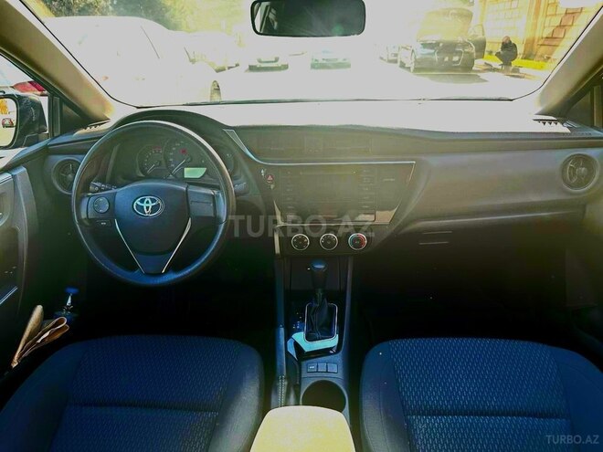 Toyota Corolla 2018, 41,000 km - 1.6 л - Bakı