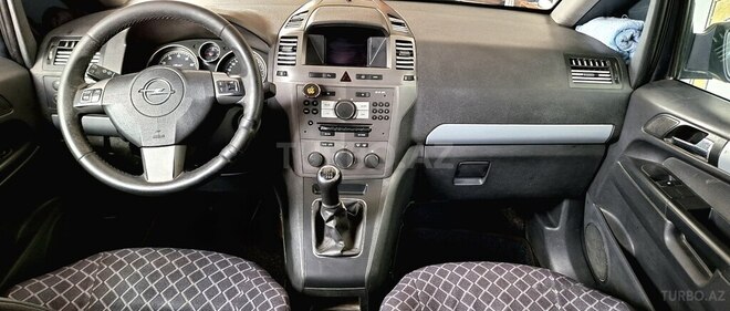 Opel Zafira 2007, 275,000 km - 1.8 l - Bakı