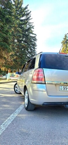 Opel Zafira 2007, 275,000 km - 1.8 l - Bakı