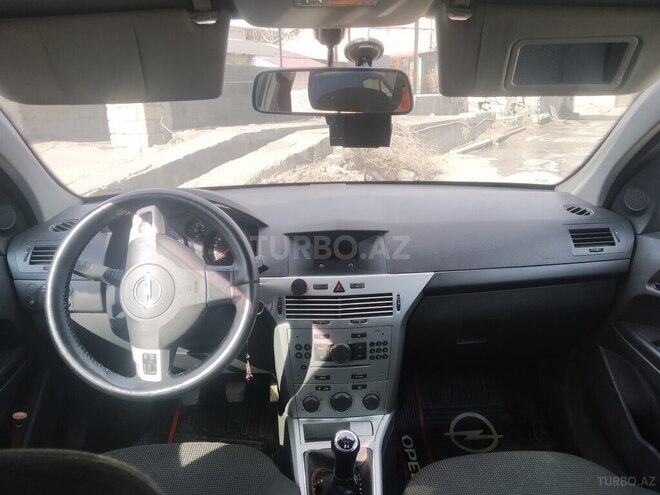 Opel Astra 2009, 190,000 km - 1.4 l - Bakı