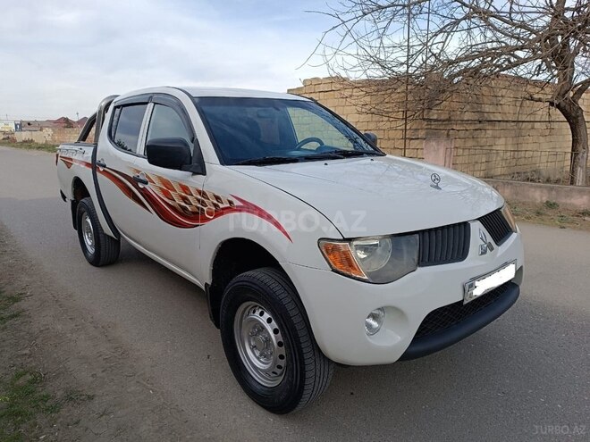 Mitsubishi L200 2008, 374,100 km - 2.5 l - Qusar