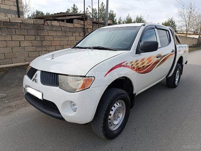 Mitsubishi L200 2008, 374,100 km - 2.5 l - Qusar