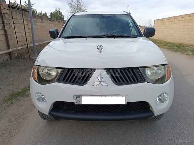 Mitsubishi L200 2008, 374,100 km - 2.5 l - Qusar