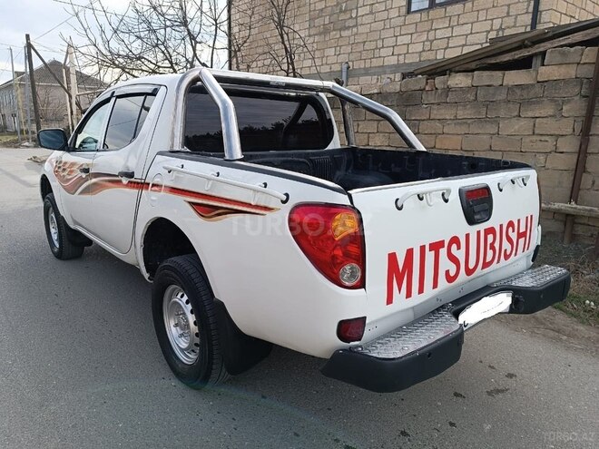 Mitsubishi L200 2008, 374,100 km - 2.5 l - Qusar