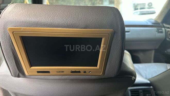 Mercedes E 230 1997, 295,000 km - 2.3 л - Bakı