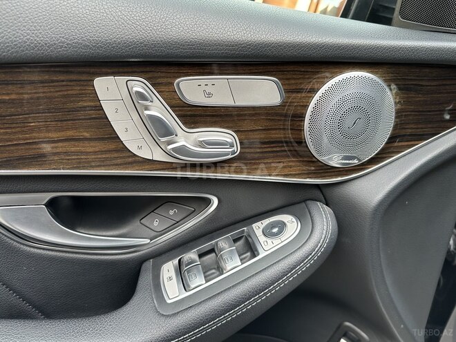Mercedes GLC 300 2018, 58,800 km - 2.0 л - Bakı