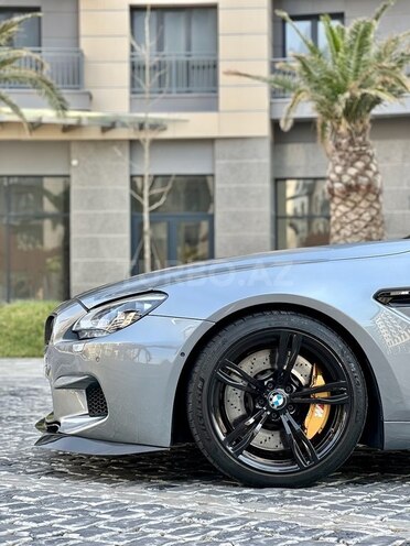 BMW M6 2013, 107,000 km - 4.4 l - Bakı