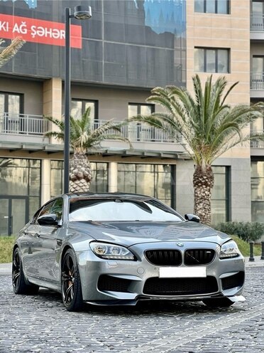 BMW M6 2013, 107,000 km - 4.4 l - Bakı