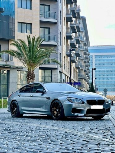 BMW M6 2013, 107,000 km - 4.4 l - Bakı