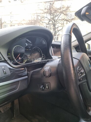 BMW 520 2015, 176,500 km - 2.0 л - Bakı